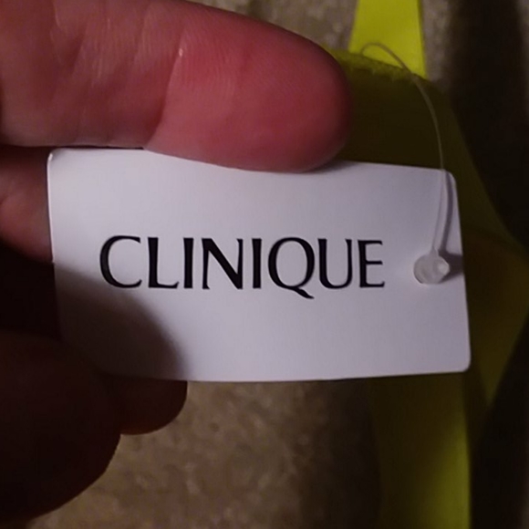 CLINIQUE - Picture 4 of 7